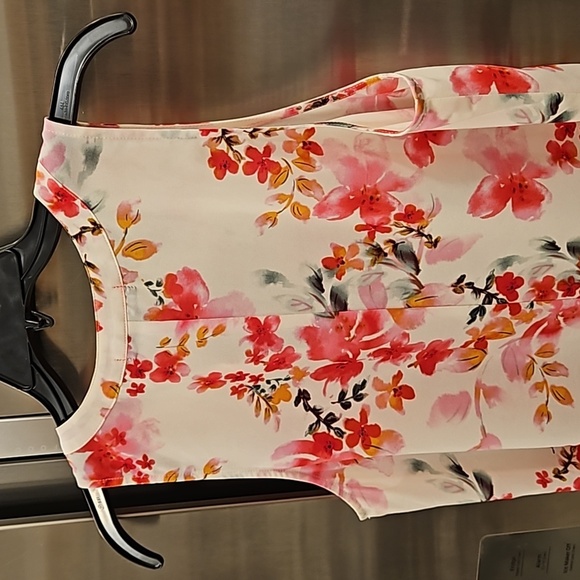 💕SANCTUARY💕 Sleeveless V-Neck Blouse Medium NWOT - Picture 4 of 6